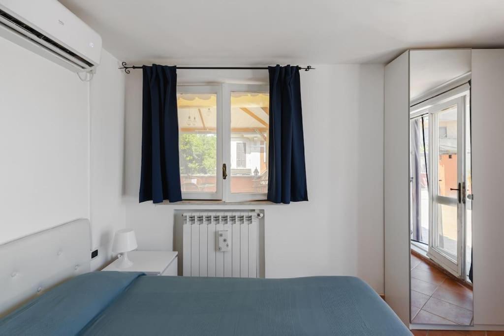 Penthouse With Jacuzzi On Private Terrace In Trastevere Rom Exterior foto