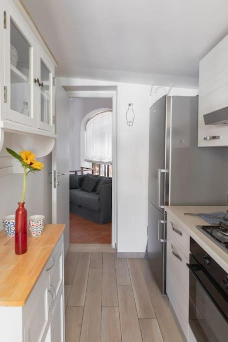 Penthouse With Jacuzzi On Private Terrace In Trastevere Rom Exterior foto
